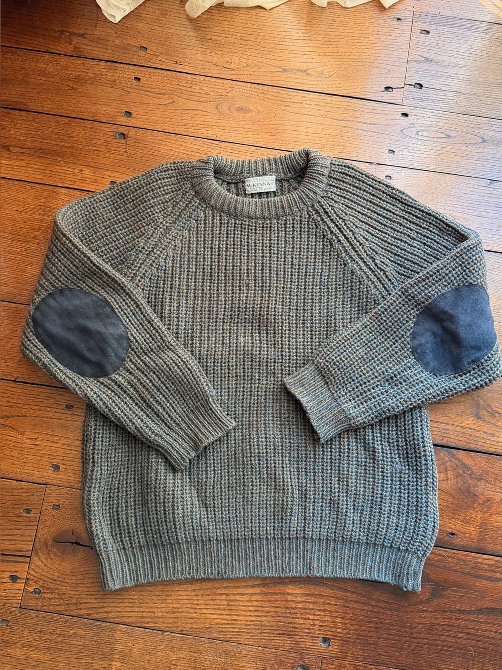 vtg Irish men’s sweater